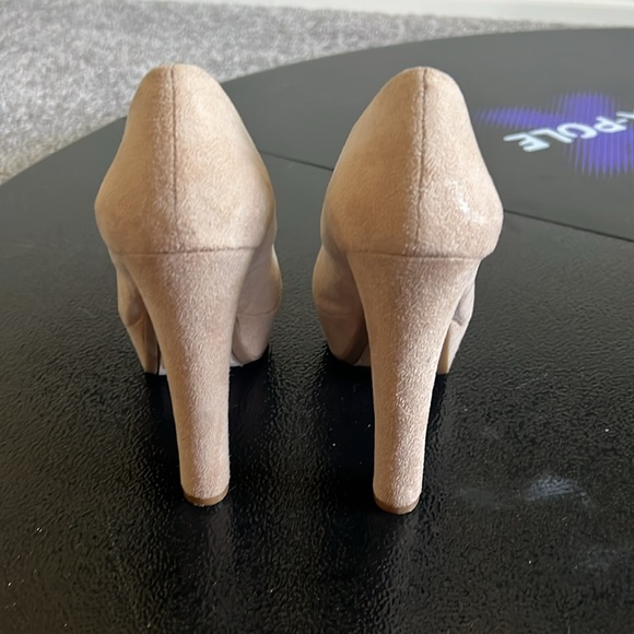 Zigi Soho Beige Suede High Heels - Picture 3 of 10